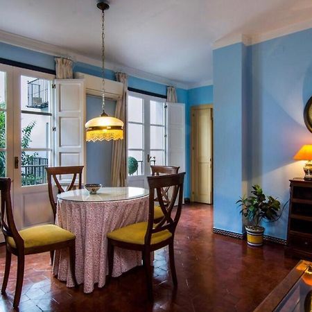 Apartamento En Un Dormitorio En Plaza Alfaro Sevilla Bagian luar foto